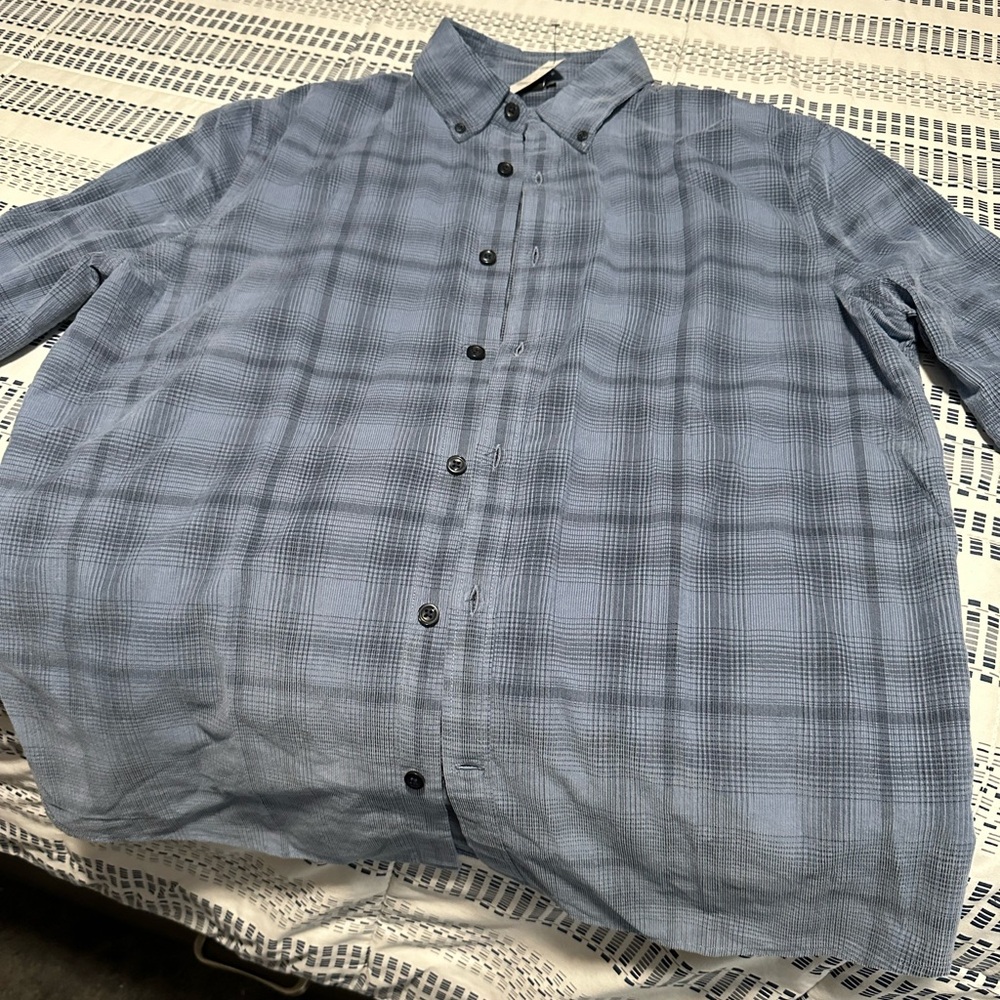 NWT Express Men’s Corduroy Blue with Black Detail Flannel